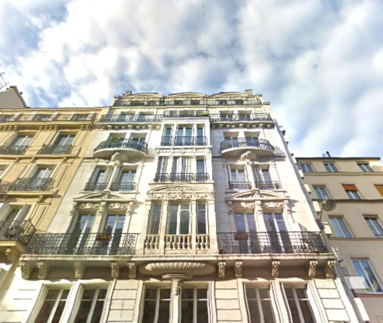 Luxury Apartment Paris Louvre II